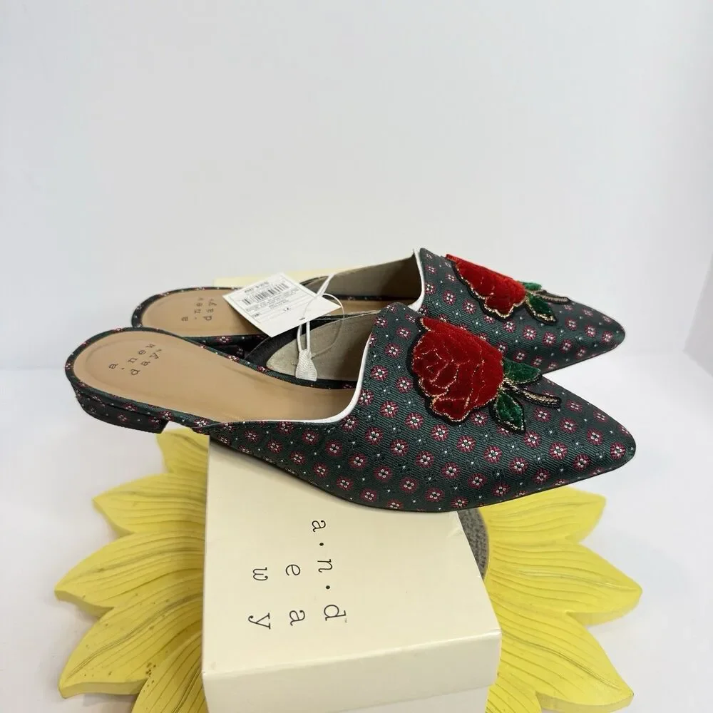 A New Day Emerald Green Brocade Rose Patch Slip On Shoes Pointy 7.5 - Picture 4 of 7